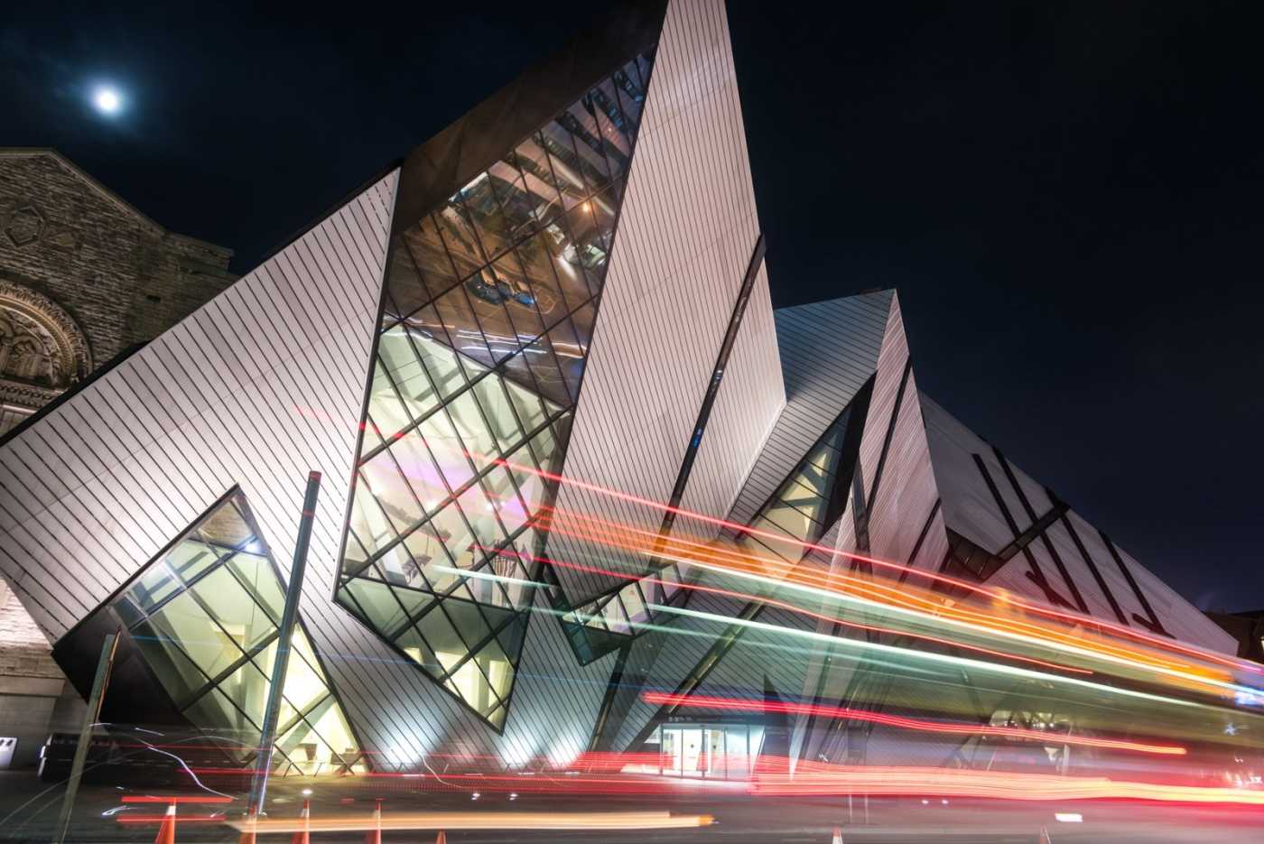 ROM-exterior
